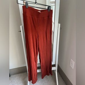 Lou & Grey Ribbed Wide Leg Pants in Rust Size Small